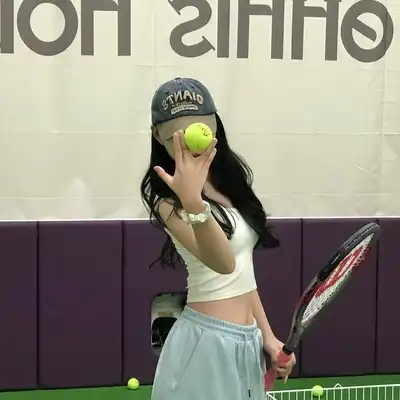 孔华